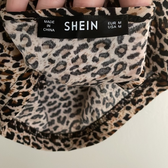 Cheetah Print Halter Crop Top - Picture 5 of 5